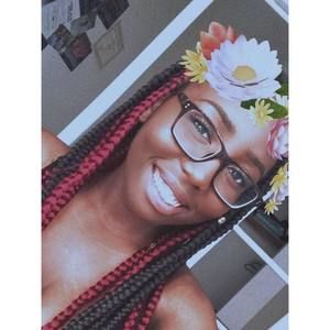 Meet your Posher, Aliette